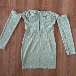 PrettyLittleThing Green Off-Shoulder Bodycon Dress